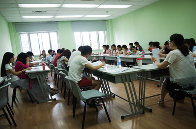 華詢教育加盟 開啟教育咨詢事業(yè)的新機(jī)遇